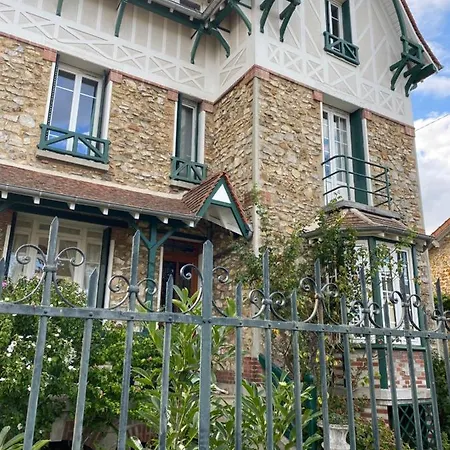 Villa Maison De Charme Proche Paris Et Avec Piscine *