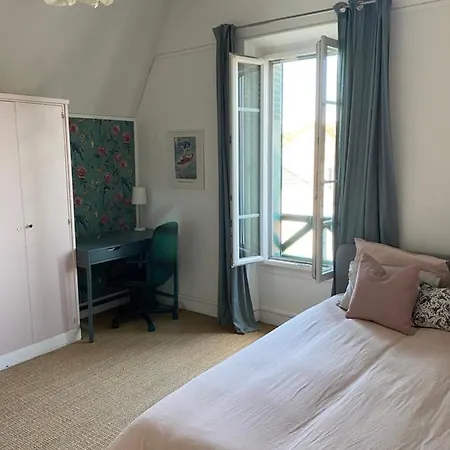 Villa Maison De Charme Proche Paris Et Avec Piscine Vaires-sur-Marne